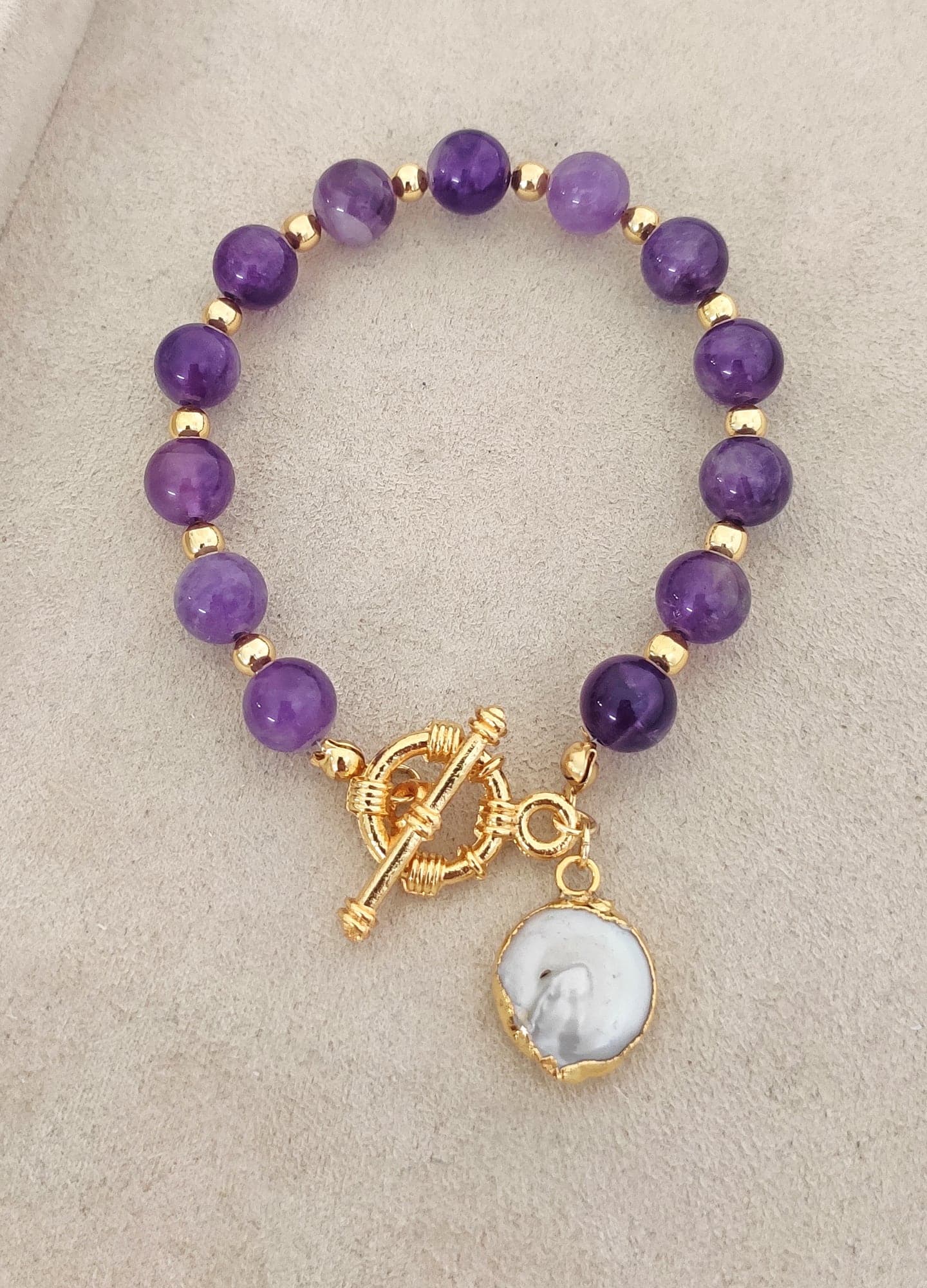 Brass Bracelet with Gold Plated Amethyst Stone Arrangement and Real Pearls