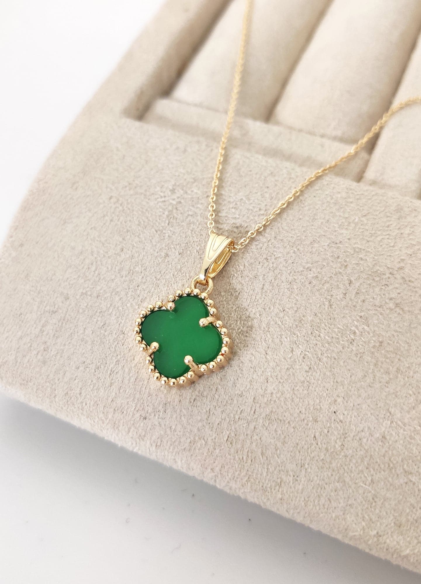Gold Plated Malachite Stone Clover Pendant Necklace on Brass